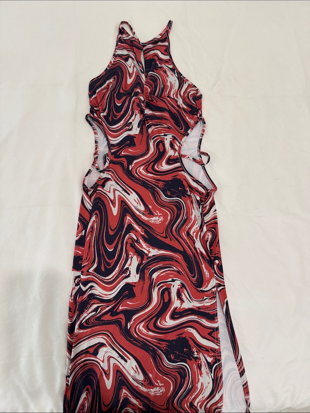 PrettyLittleThing Red & Navy Swirl Midi Dress